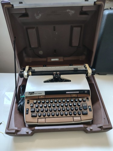 Smith corona 250 xke electric - corona,