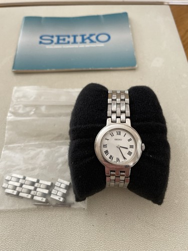 Seiko v700 6k80 lovely - seiko,