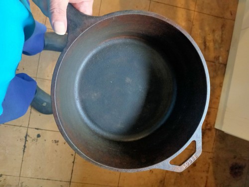 Lodge inch cast iron - 10-inch,