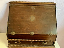 Antique Mahogany Victorian