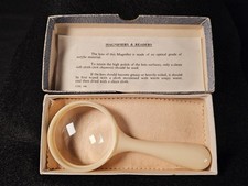 Magnifying Glass Vintage B313