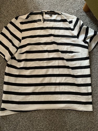 Black and white striped - white,