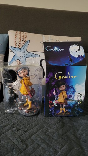 New coraline figures set - new,