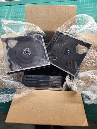 Jewel cases - cd,