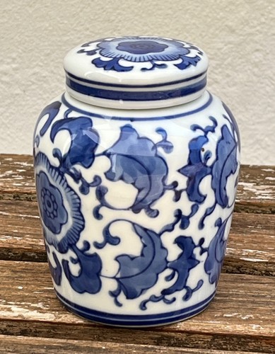 Vintage chinese blue white - vintage,