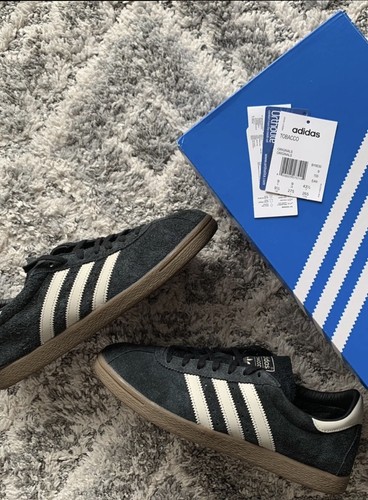 Adidas tobacco core black - tobacco,