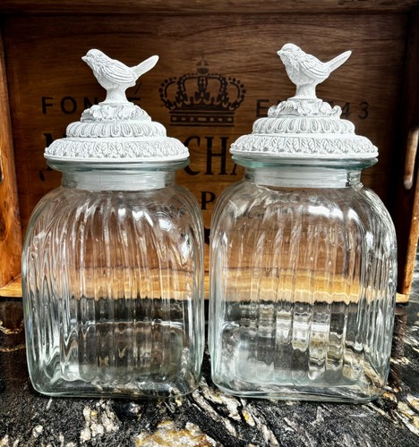 Large glass storage jar - large,