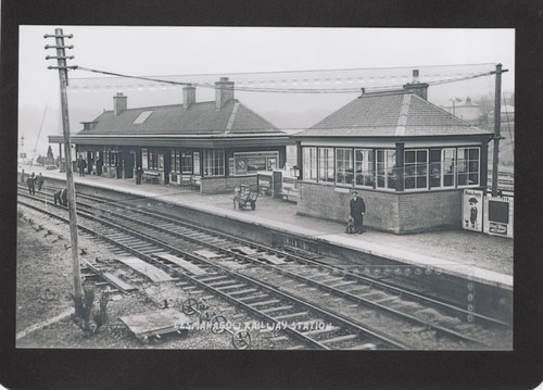 Lesmahagow railway station - lesmahagow,