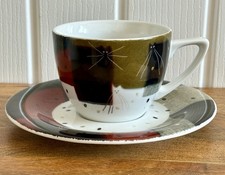 Royal Worcester ‘Die Jugendlichen’ Govinder Nazran Cat Cats Cup Mug Saucer 2003