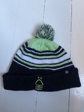 Nottingham Forest Hat KIDS SIZE Bobble Pompom Winter beanie black green
