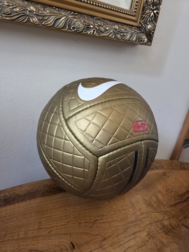 Nike ronaldinho r10 gold - ronaldinho,
