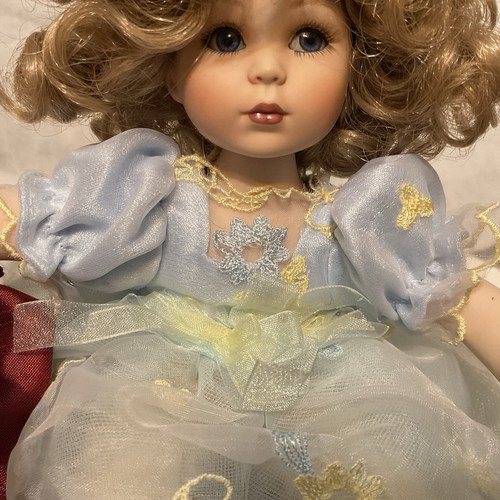 Marie osmond porcelain sitting - osmond,