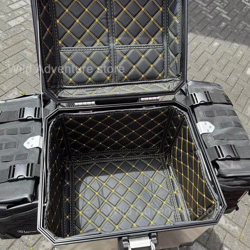 Rear luggage liner box - rear, case