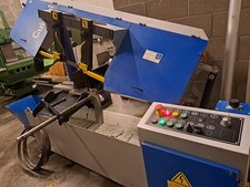 Horizontal bandsaw