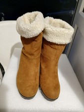 PRIMARK TAN ANKLE FABRIC BOOTS