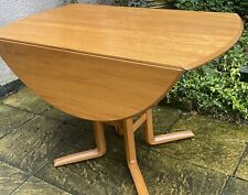 FINE RETRO ERCOL EXTENDING DINING TABLE MINT CONDITION  - DELIVERY AVAILABLE