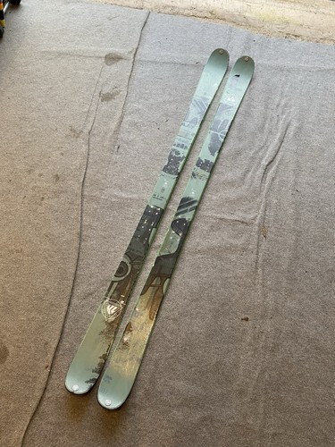 Pair skis no bindings - k2,