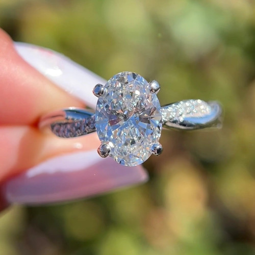 Lab grown oval diamond twisted - lab,