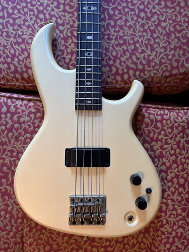Aria pro elite bass - pro,