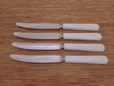 Vintage Set 4 x Faux Pearl