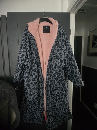 Grey leopard dry robe - grey, long