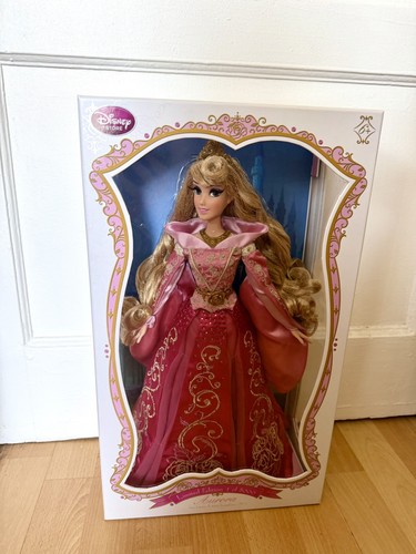 Disney store sleeping beauty - sleeping,