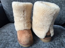 UGG Maylin chestnut  boots , UK size 75, Eur size 40