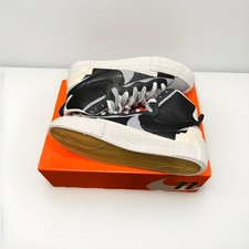 Nike Blazer Mid / SACAI Size