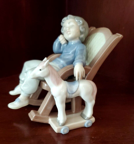 Lladro porcelain figurine - lladro,