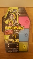 monster high frankie stein skultimate secrets neon lights doll unused