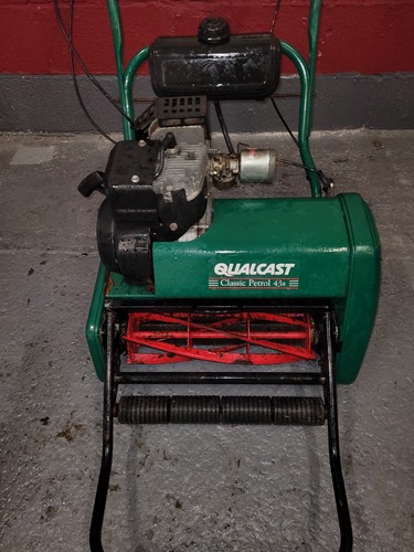 Qualcast classic petrol 43s - qualcast,