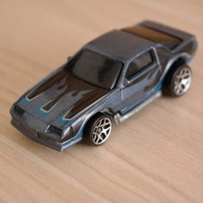 2007 CAMARO Z28 RETOOLED HOT WHEELS DIECAST CAR TOY