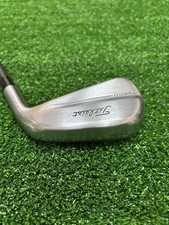 Titleist T250.U 22° 4 Utility