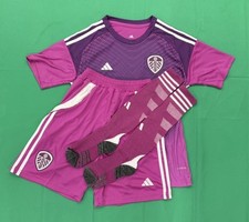 Ieeds 2025/26 kids goalkeeper kit 4-5yrs