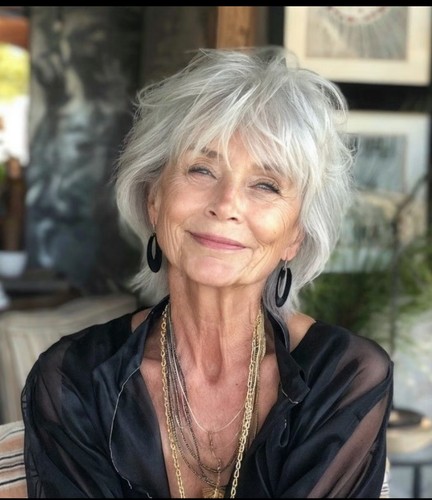 Short silver white bob - silver,