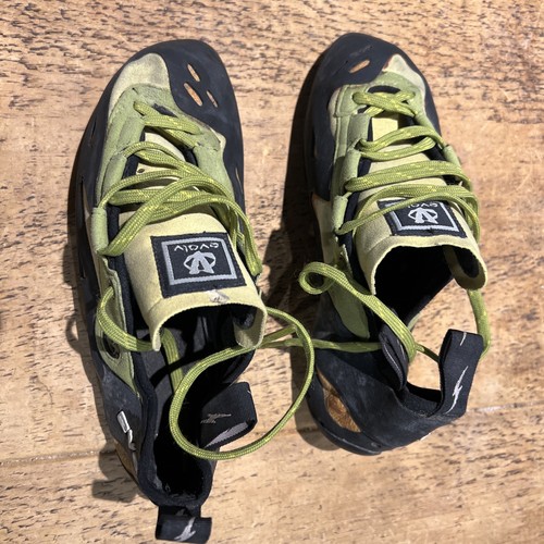 Rock shoes - rock,