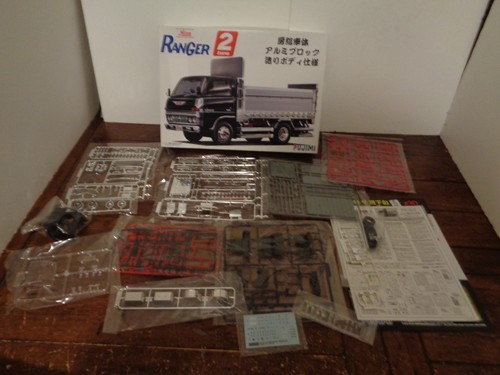 Fujimi 011387 hino - 1/32,