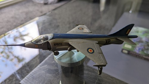 Airfix hawker p 1127 - airfix,
