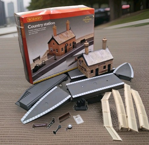 Boxed hornby r8000 - boxed,