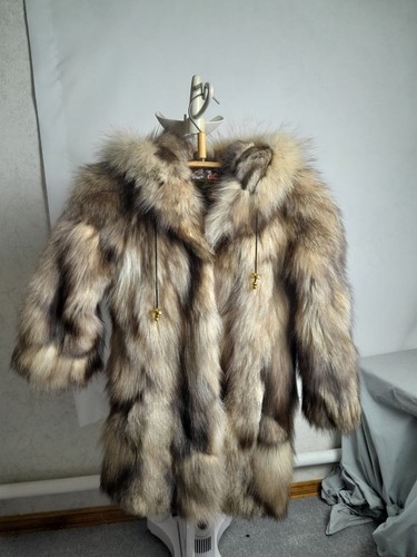 Real arctic fox fur coat - arctic,