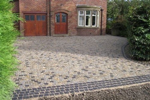 Yellow granite setts pavers - setts,