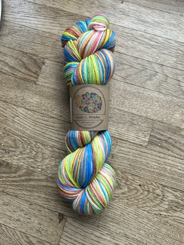Self striping yarn - self, destash