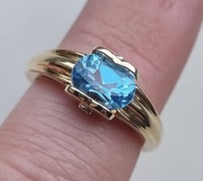 9ct Hallmarked Blue Topaz & Diamond Ring 2.9g N Used 375