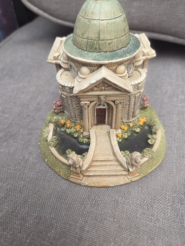 Lilliput lane the lion - lilliput,