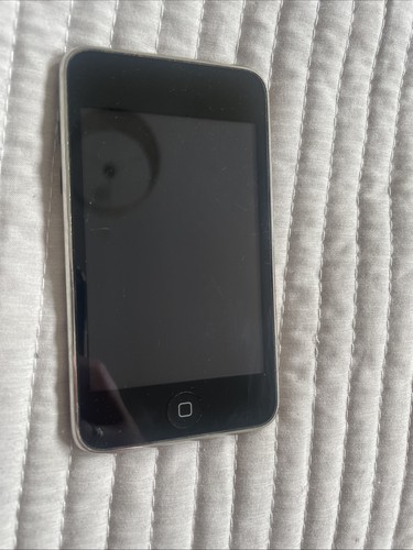 Broken ipod touch 2nd - broken,,