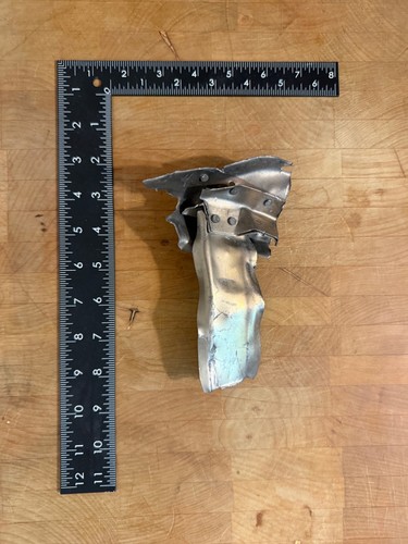 Blackbird titanium crash - sr-71,