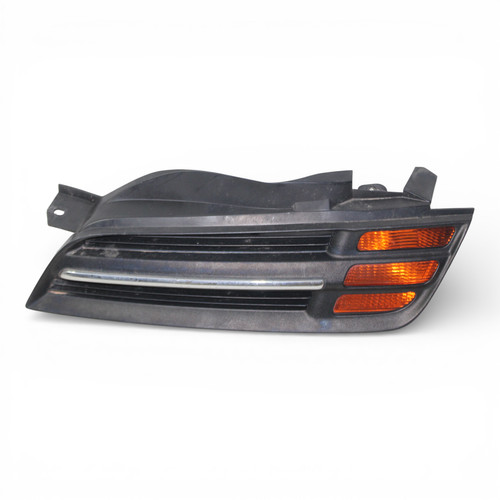 Front right bumper - bumper, grille