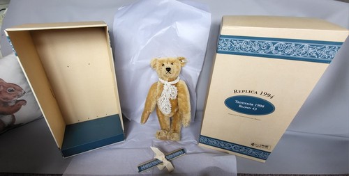 Steiff replica teddy bear - teddy, 1906
