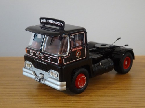 Corgi classics shore - classics, porters