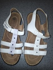 Pavers White Leather Slingback